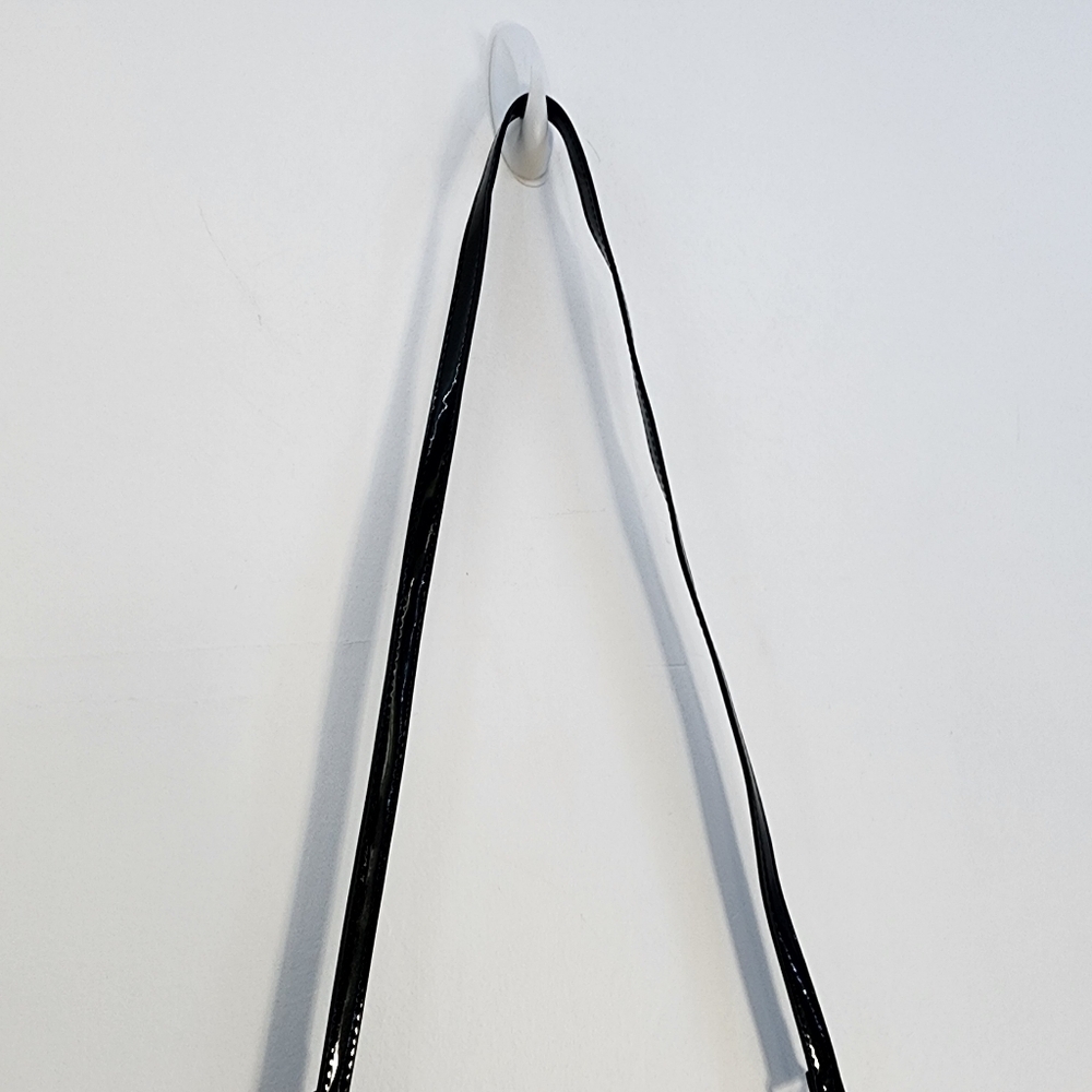 Betsy Johnson Elegant Black and Multicolor Women's Bag - Picture 4 of 10